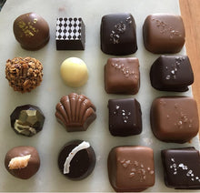 Load image into Gallery viewer, 8 Assorted + 8 Sea-Salt Caramel
